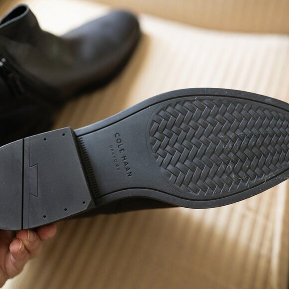 NWT Cole Haan Waterproof Black River Ankle Boots size 10 - Picture 5 of 5